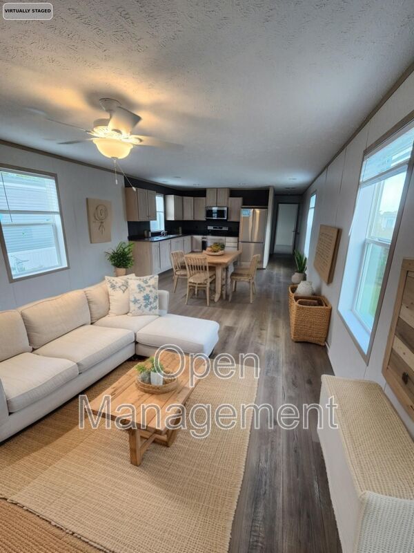 Foto del edificio - 1901 First St