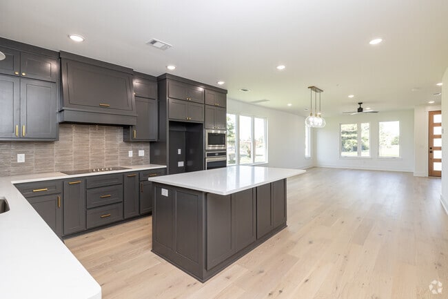 3BR, 2.5BA - 2,147SF - Kitchen - Townhomes at Scottsdale