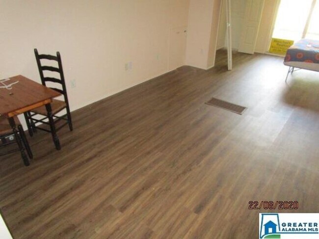 Foto del edificio - 107 County Rd 100