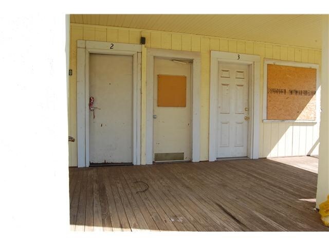  - 1633 NW 29th St