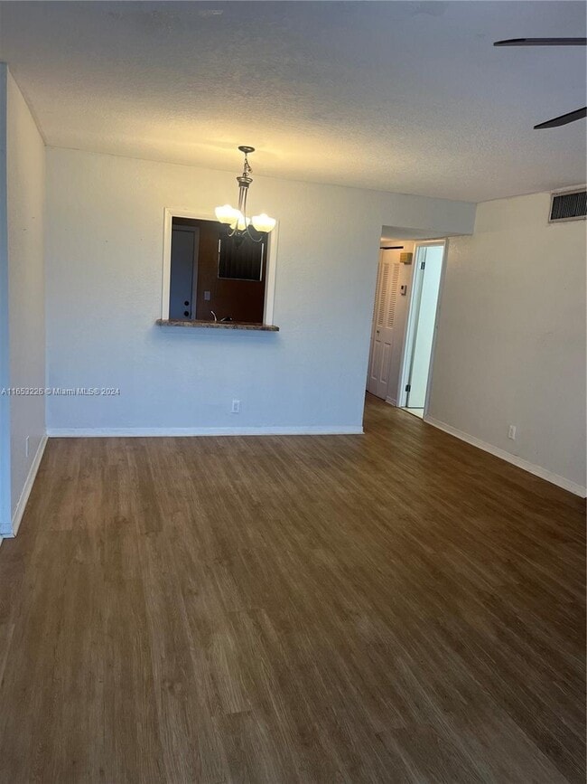 Foto del edificio - 406 NW 68th Ave
