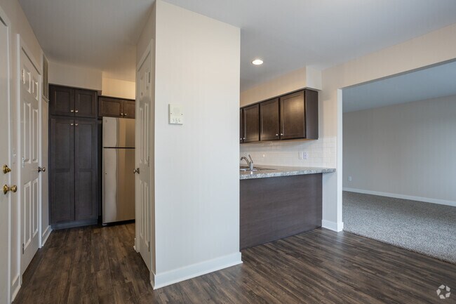 Remodeled 1 Bedroom with Den - Bayberry Farms Apartments