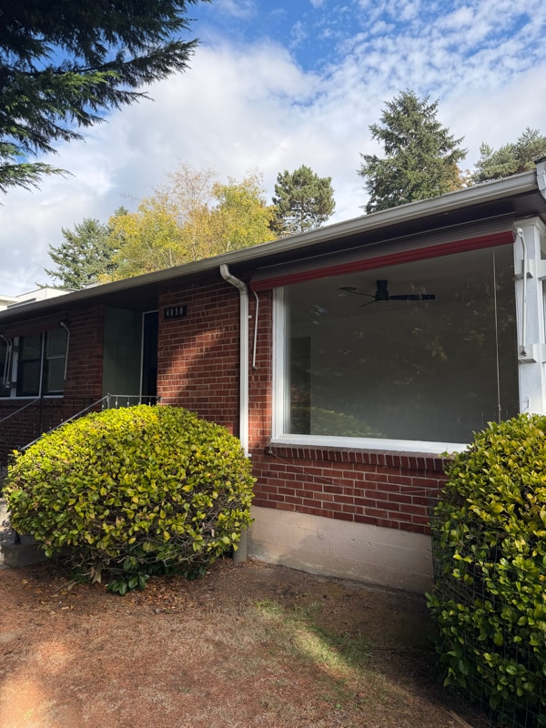 Photo - 4858 Fauntleroy Wy SW (Seattle, WA)