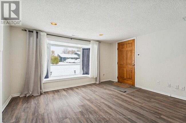 Building Photo - 351 Winnifred Dr