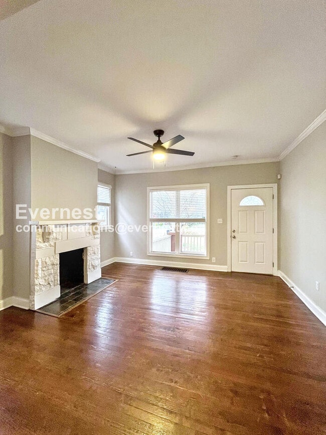 Building Photo - 2913 Davis Ave