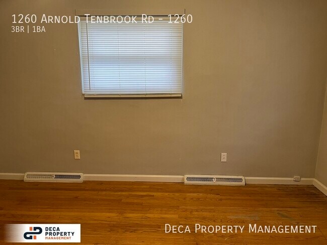 Foto del edificio - 3 Bedroom 1 Bathroom Apartment