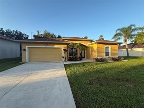 Building Photo - 3643 Spinner Ave