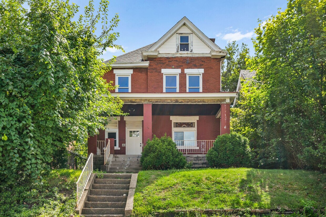 50 Grape St Unit 1, Pittsburgh, PA 15210 Room for Rent in Pittsburgh