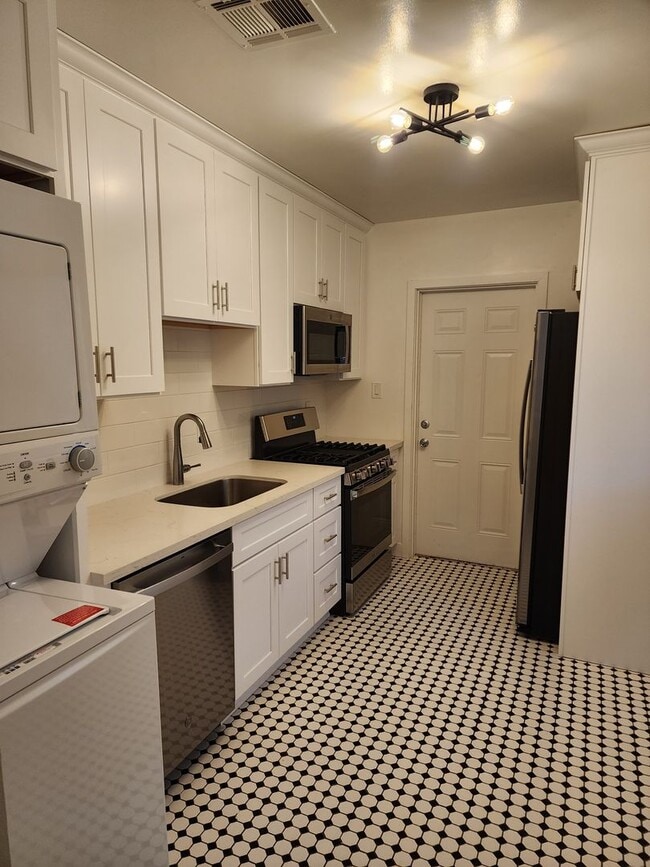 #1044-AZ Abode Phoenix, LLC - #1044-AZ Abode Phoenix, LLC Apartment