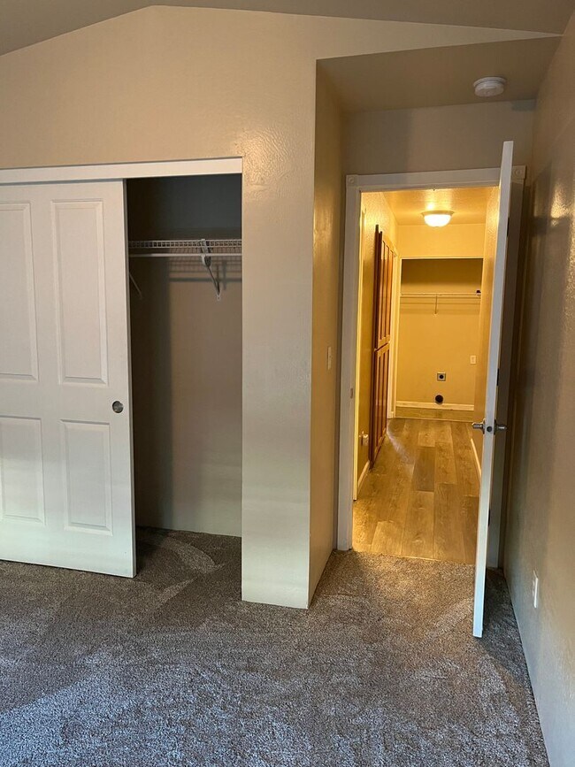 Foto del edificio - 3 Bedroom 2 Bath Single Family Home