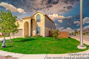 Building Photo - 2307 Clover Ridge