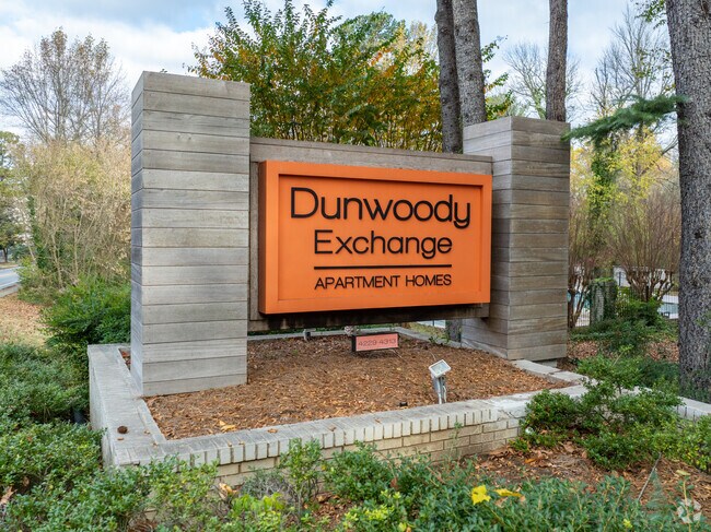 Entrada - Dunwoody Exchange Apartments