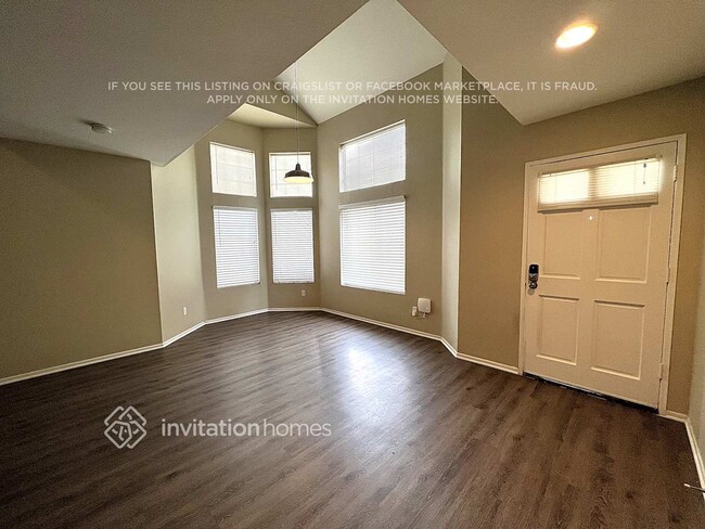 Foto del edificio - 5777 El Palomino Dr