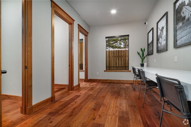 WiFi Cafe with Private Work Spaces - Ranch Creek Apartments