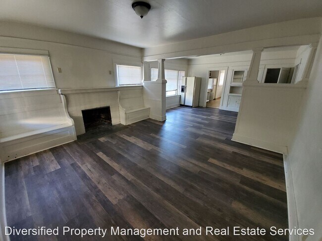 Building Photo - 5 br, 2 bath House - 204 NW Kings Blvd.