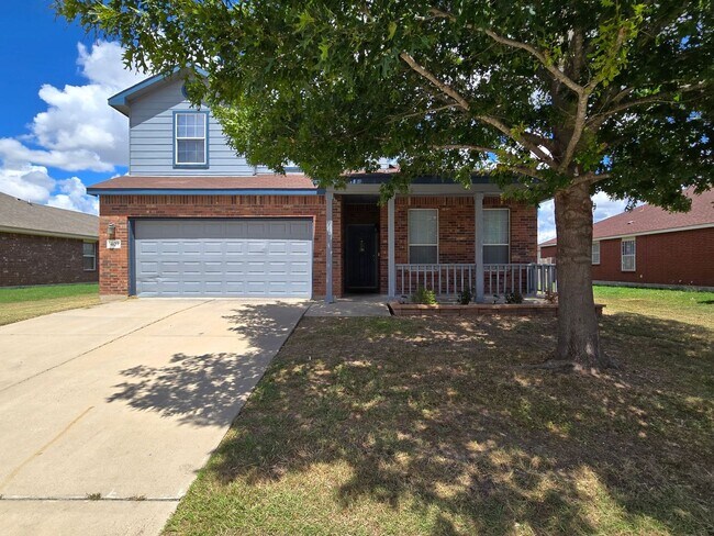 Foto del edificio - NEW IN MANAGEMENT - AVAILABLE NOW!