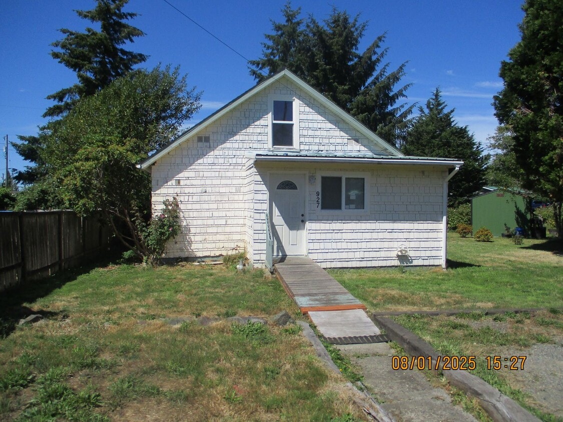 Primary Photo - 927 W Schley St
