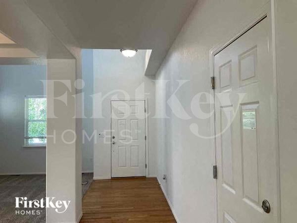 Building Photo - 25028 E Canal Pl