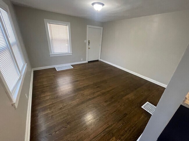 Foto del edificio - 4522-4524 Evanston Ave