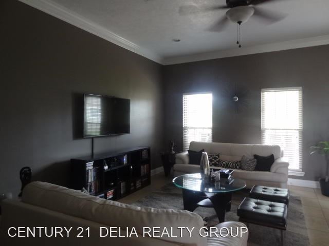 Building Photo - 4 br, 2 bath House - 1630 Line Drive