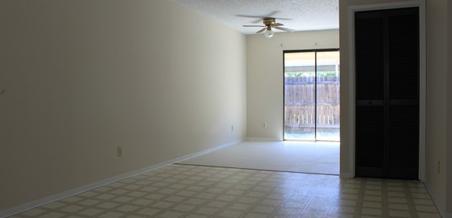 Foto del diseño de interior - Lincoln Garden Apartments