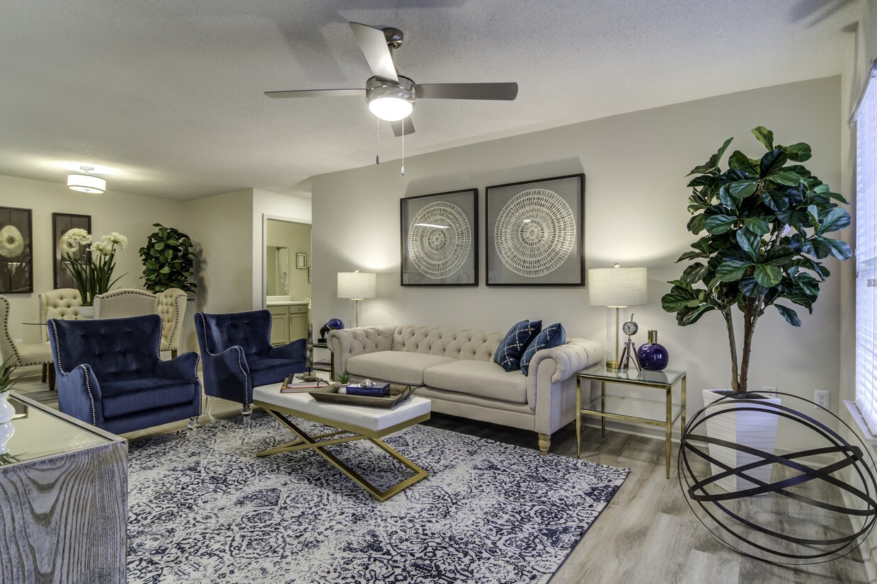 Hickory Falls Apartments in Villa Rica, GA