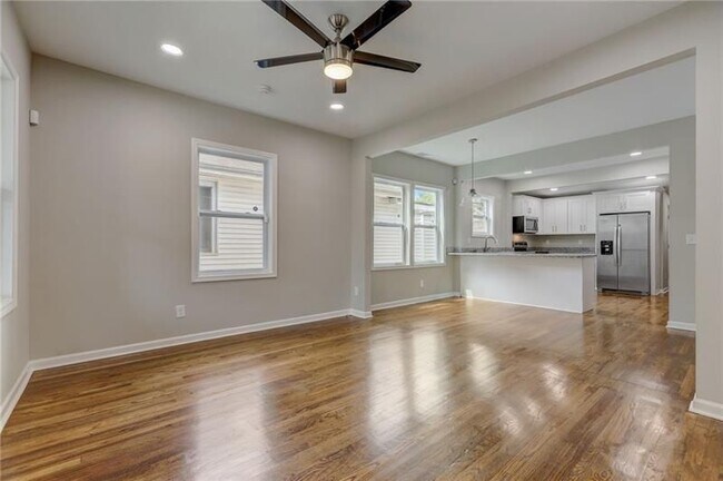 Foto del edificio - 807A Gilbert Street, A