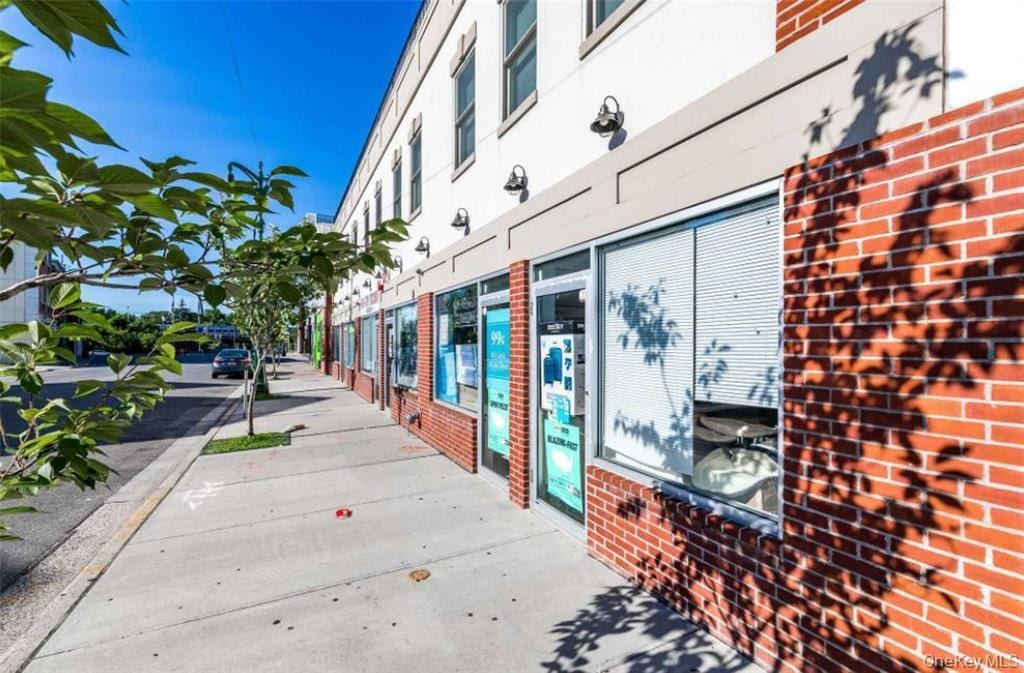 Primary Photo - 157-161-161 Post Ave