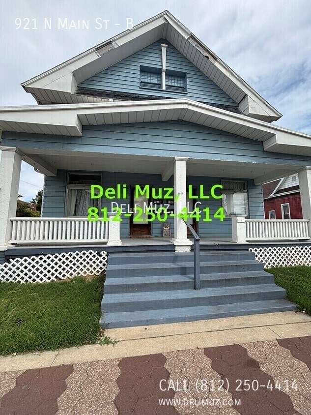 Foto principal - 921 N Main St