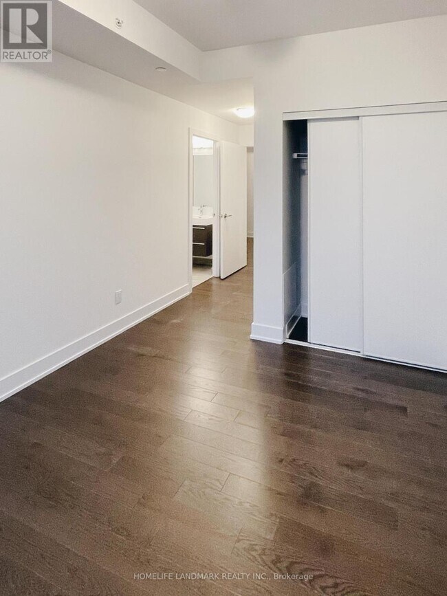 Photo du bâtiment - 181 Bedford Rd