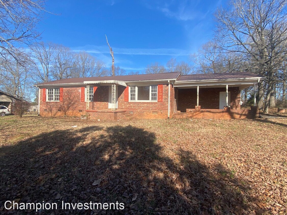 Foto principal - 3 br, 1 bath House - 1810 Petty Rd.