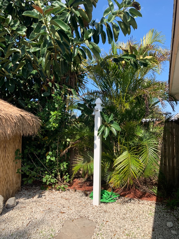 Foto del edificio - 9125 Sterling Ln