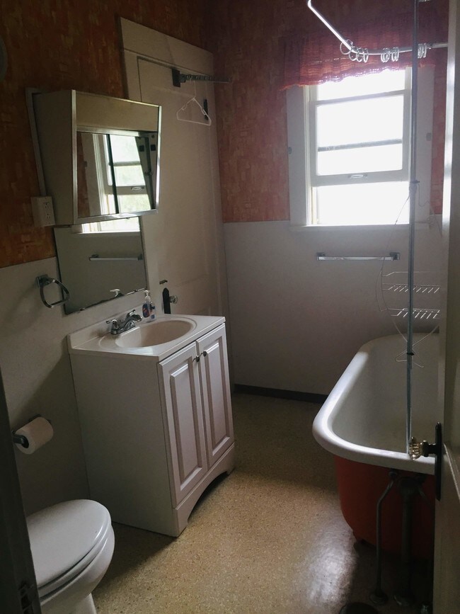 Foto del edificio - 1016 Fremont Ave NW