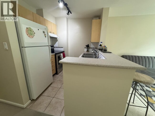 Photo du bâtiment - 1420 W Georgia St