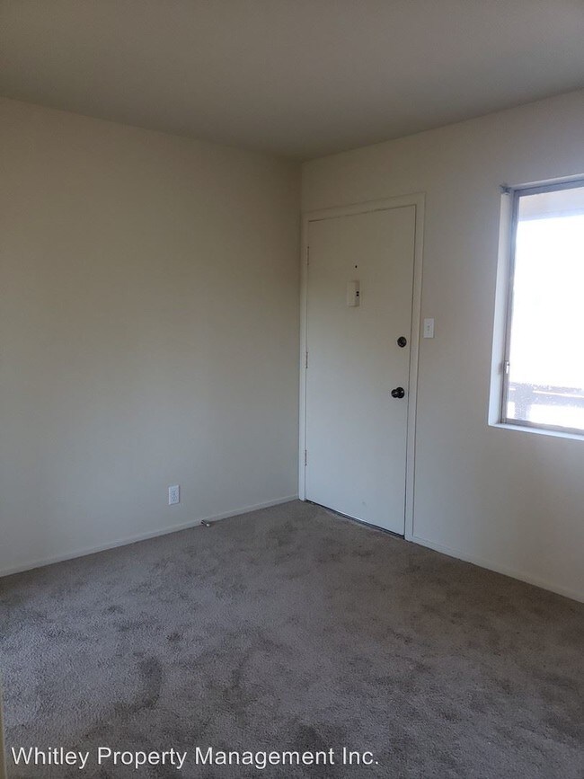 Building Photo - 29 Orchard Ave