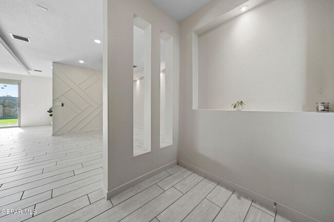 Foto del edificio - 3741 Peak Pl