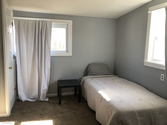 Foto del edificio - 3 br, 1 bath House - 509 S Ozark Ave