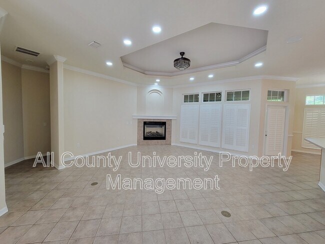 Foto del edificio - 8590 SW 10th Rd