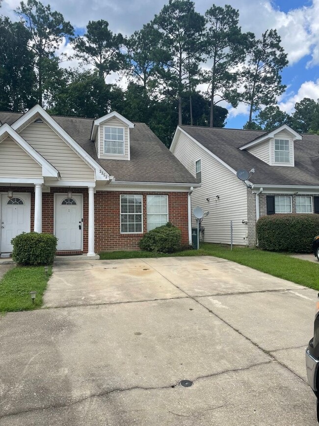 Building Photo - 3353 Sawtooth Dr