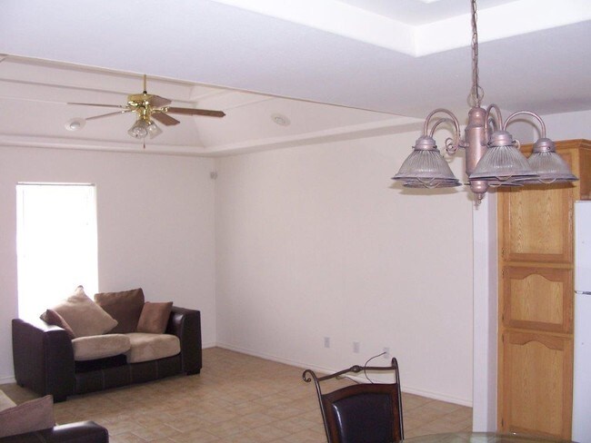 Foto del edificio - 3620 W Faith Hill St