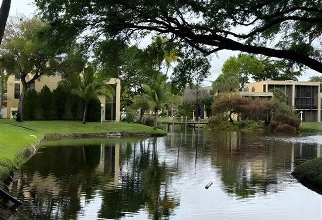 Foto del edificio - 2910 SW 87th Terrace