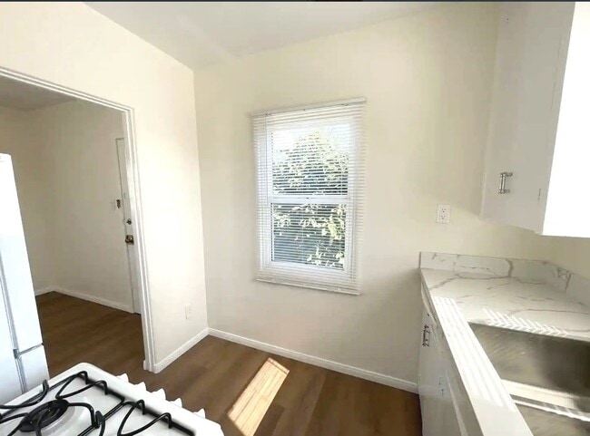 Foto del edificio - Charming Studio in National City – Private...