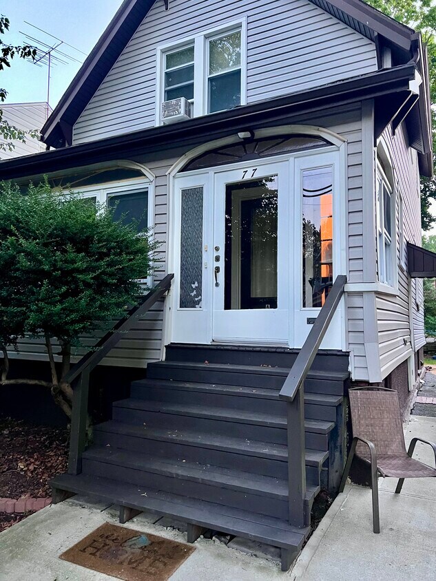 Foto principal - 77 Washington Ave