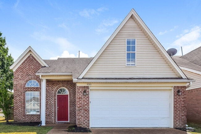 Building Photo - 9793 Dogwood Ct E