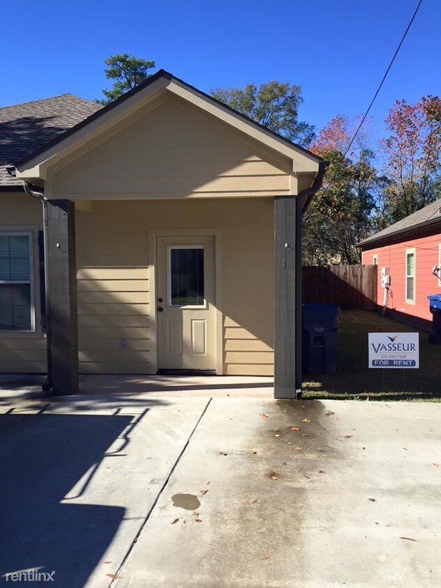 Primary Photo - 2 br, 1 bath Duplex - 308 Ellender St
