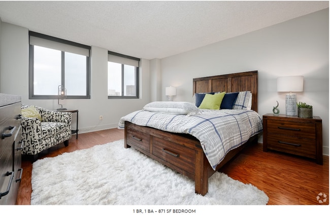 Interior Photo - Symphony Place