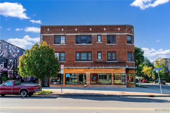 Building Photo - 1225 Hertel Ave