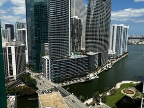 Building Photo - 500 Brickell Ave