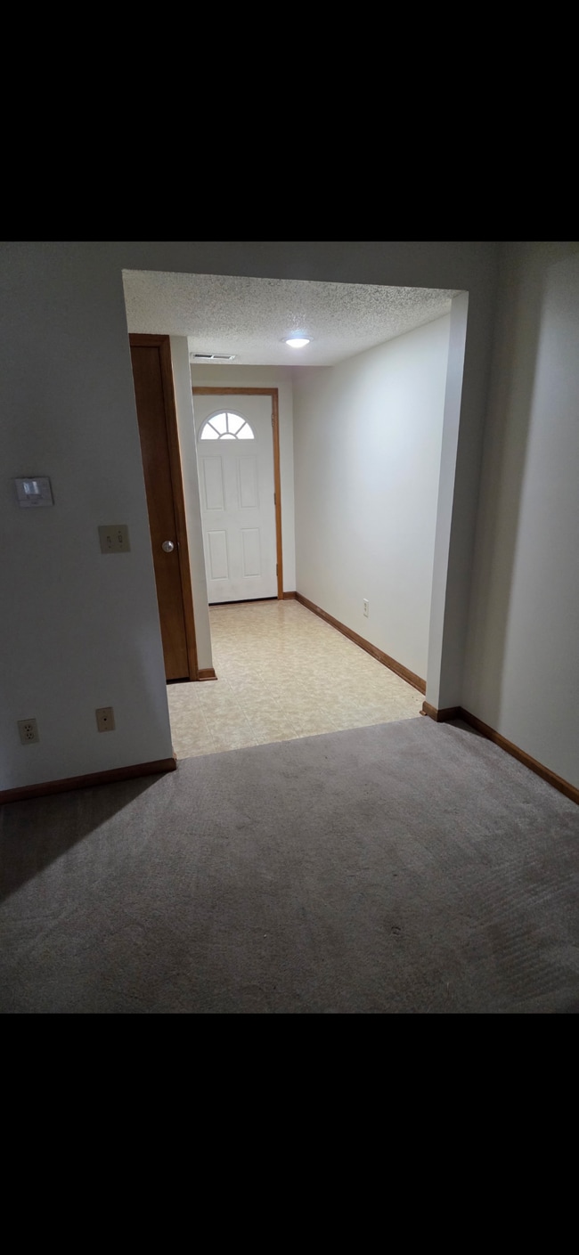 Building Photo - 5615 NW 66th Terrace