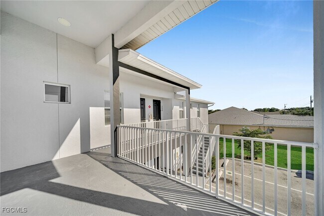 Foto del edificio - 275 SW 4th St